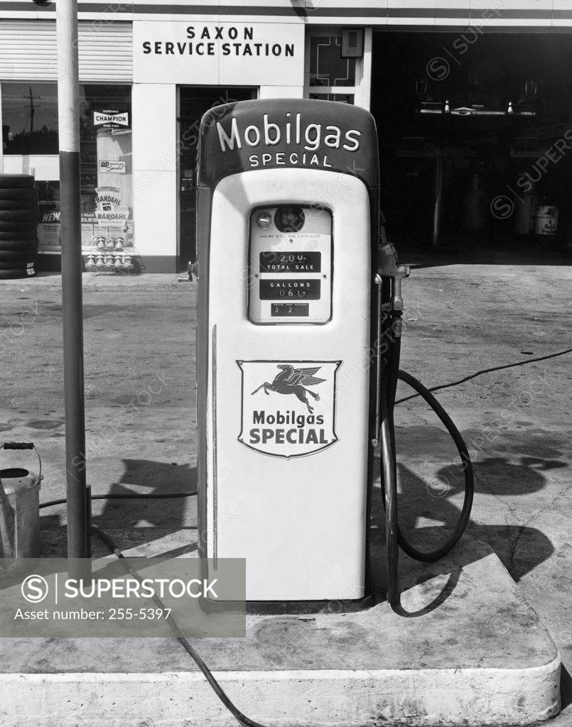Stock Photo: 255-5397 Fuel pump at a gas station