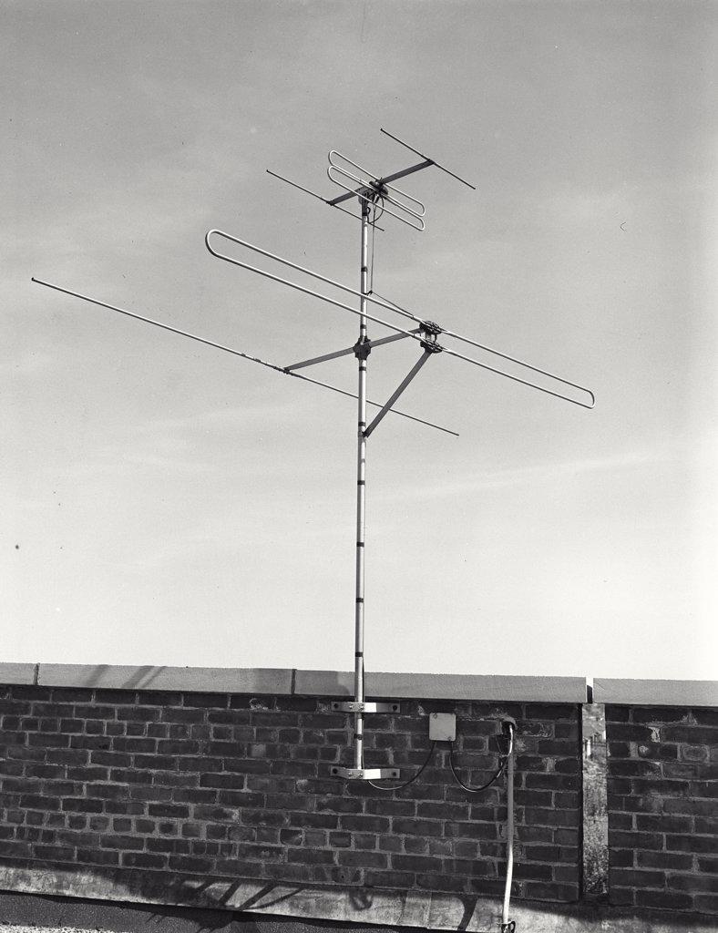 Television antenna
