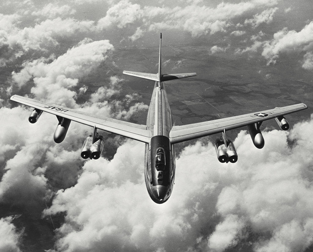 Boeing B-47 Stratojet flight