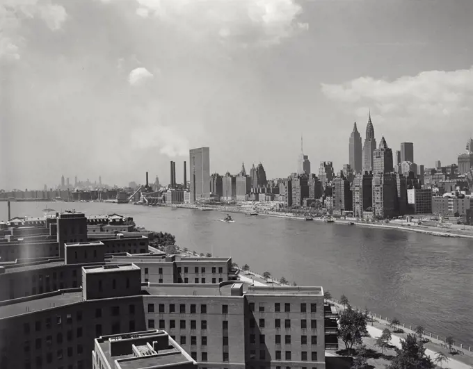 Vintage photograph. View of Manhattan from across the East River, New York City