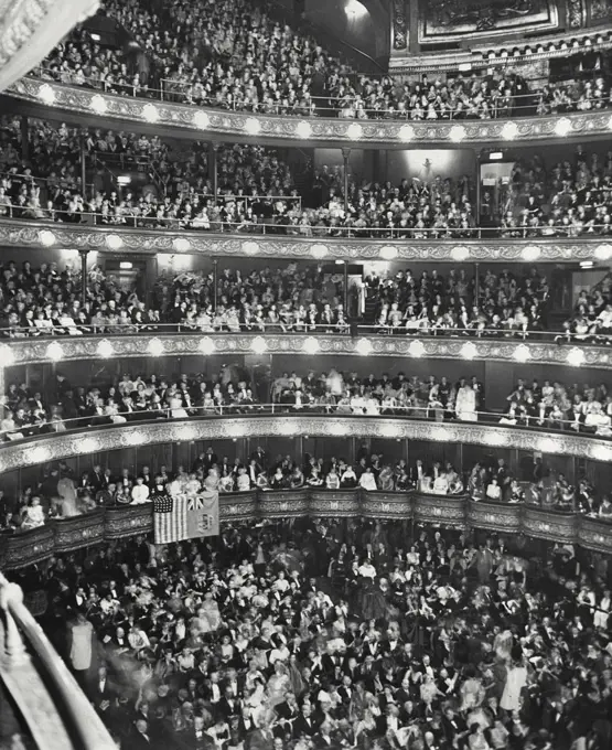 Vintage photograph. New York City metropolitan opera house