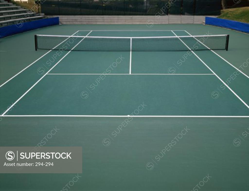 Stock Photo: 294-294 Empty tennis court