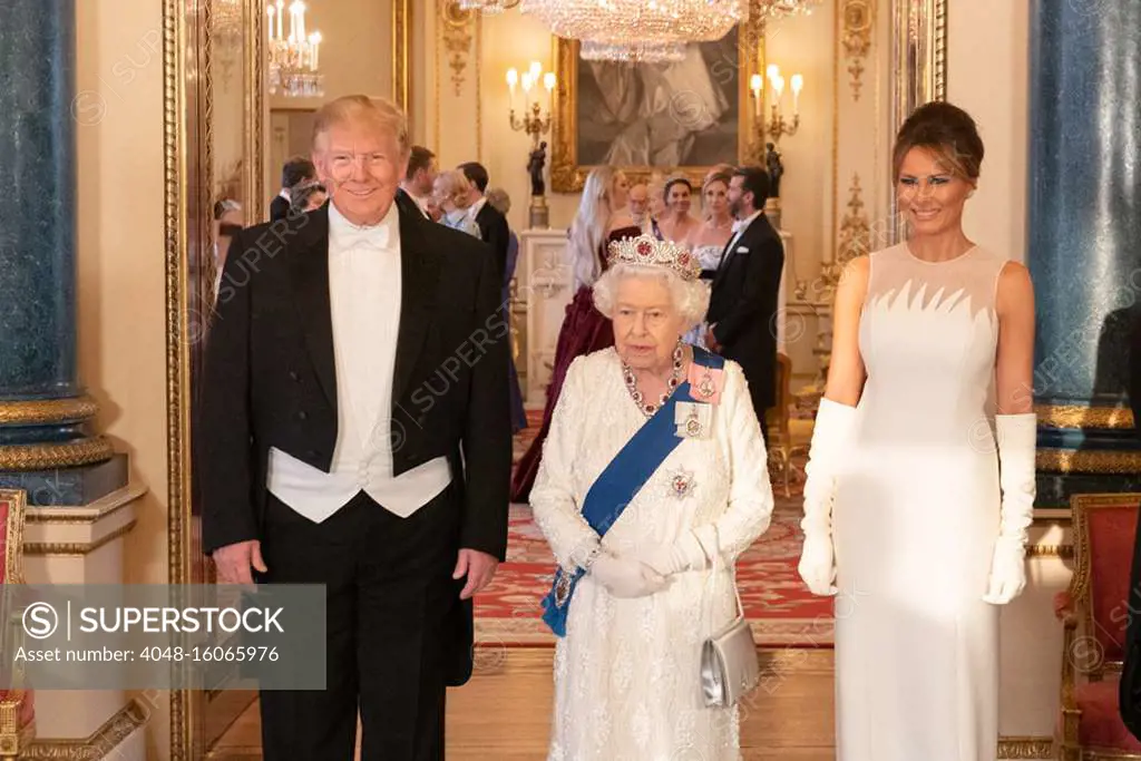 President Donald Trump and First Lady Melania Trump with Britains Queen Elizabeth II, June 3, 2019, before the state banquet, Buckingham Palace  (BSLOC_2019_6_210)