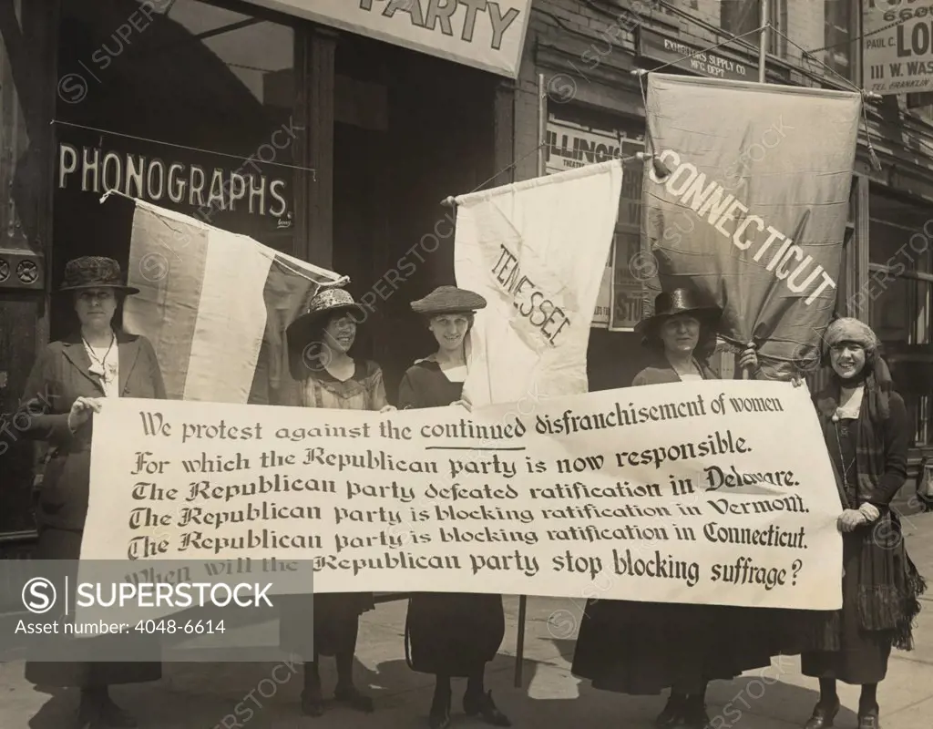 National Women's Party members picketing the Republican convention, Chicago, June 1920. Left to right are: Abby Scott Baker, Florence Taylor Marsh, Sue White, Elsie Hill, Betty Gram.