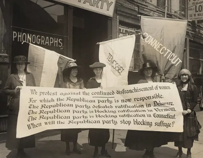 National Women's Party members picketing the Republican convention, Chicago, June 1920. Left to right are: Abby Scott Baker, Florence Taylor Marsh, Sue White, Elsie Hill, Betty Gram.