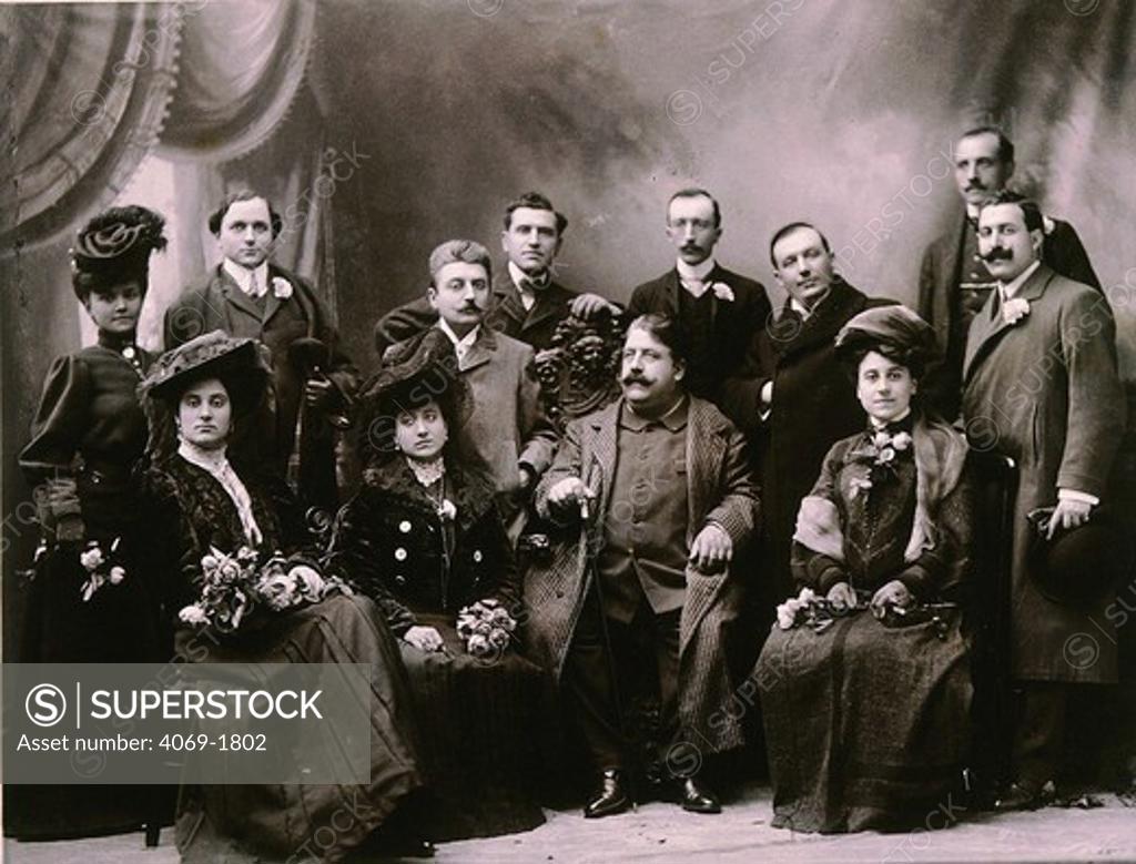 Stock Photo: 4069-1802 Ruggero LEONCAVALLO 1858-1919 italian composer, with friends in America