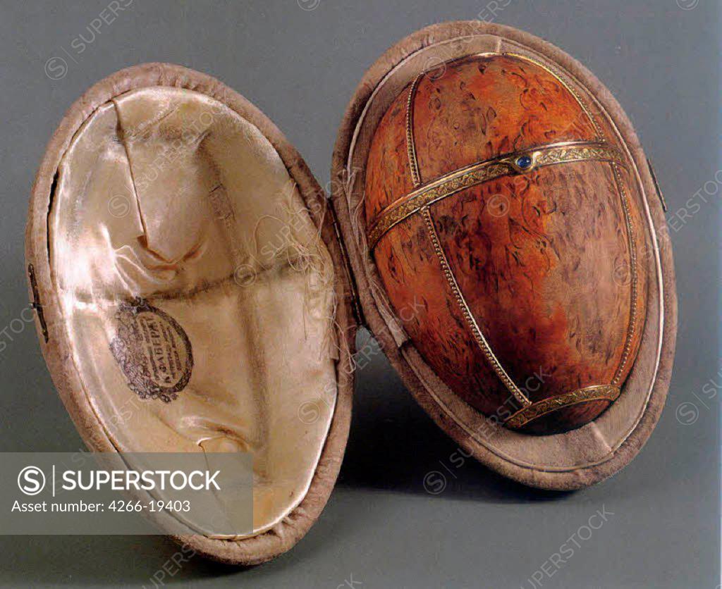 Stock Photo: 4266-19403 The Birch Egg by Pershin, Michail, (Faberge manufacture) (19th century)/ State Armoury Chamber in the Kremlin, Moscow/ 1917/ Russia/ Gold, Birch/ Art Nouveau/ Objects