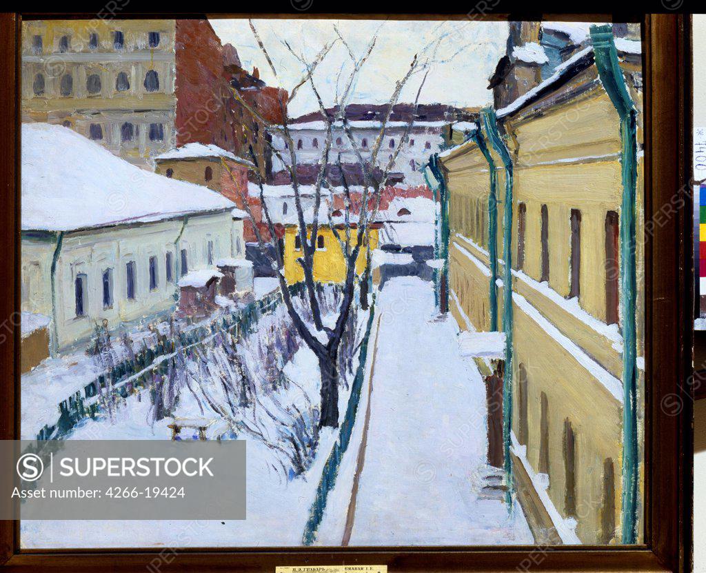 Stock Photo: 4266-19424 Moscow courtyard in snow by Grabar, Igor Emmanuilovich (1871-1960)/ State Russian Museum, St. Petersburg/ 1930/ Russia/ Oil on canvas/ Modern/ 68x81/ Landscape