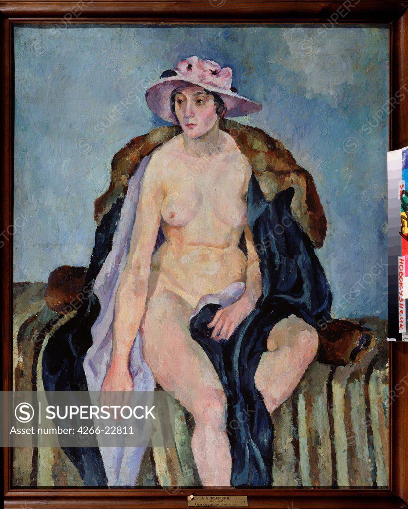 Stock Photo: 4266-22811 A nude by Osmiorkin, Alexander Alexandrovich (1892-1953)/ Regional Art Museum, Novokuznetsk/ 1924/ Russia/ Oil on canvas/ Modern/ 88,8x71,1/ Nude painting