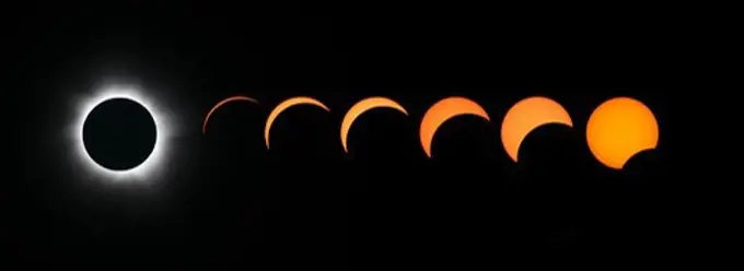 View of total solar eclipse, with diamond-ring effect and phases of the Eclipse of November 14, 2012. Composite photo, with totality, diamond ring effect, and partial phases.
