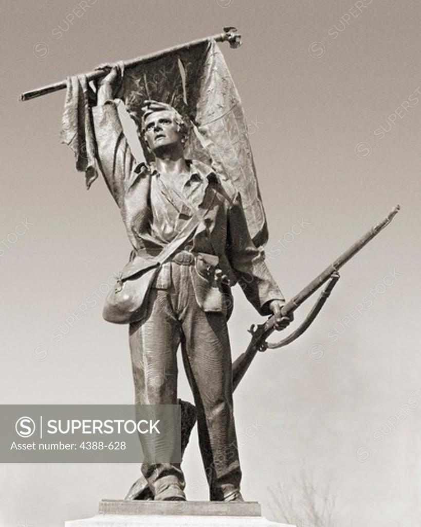 Stock Photo: 4388-628 Statue at Rhode Island Memorial