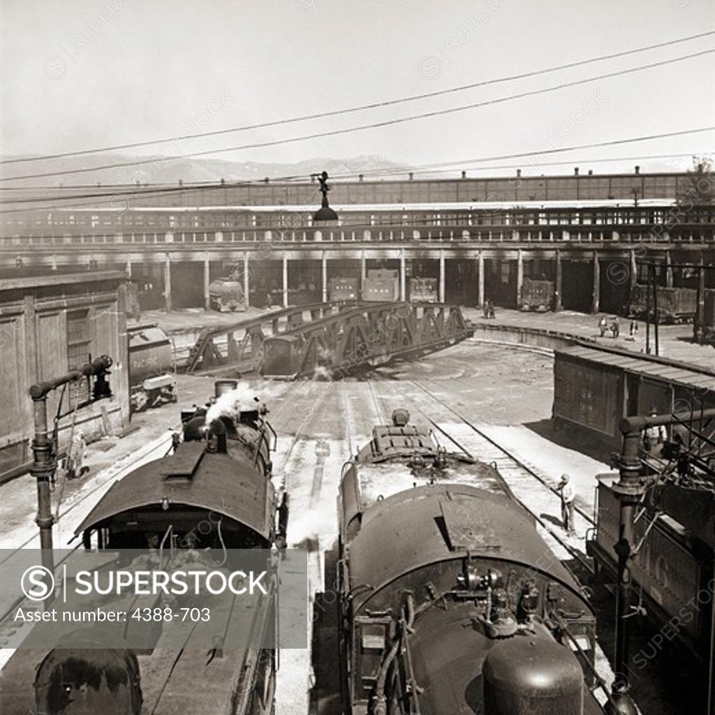 Stock Photo: 4388-703 Roundhouse and Engines