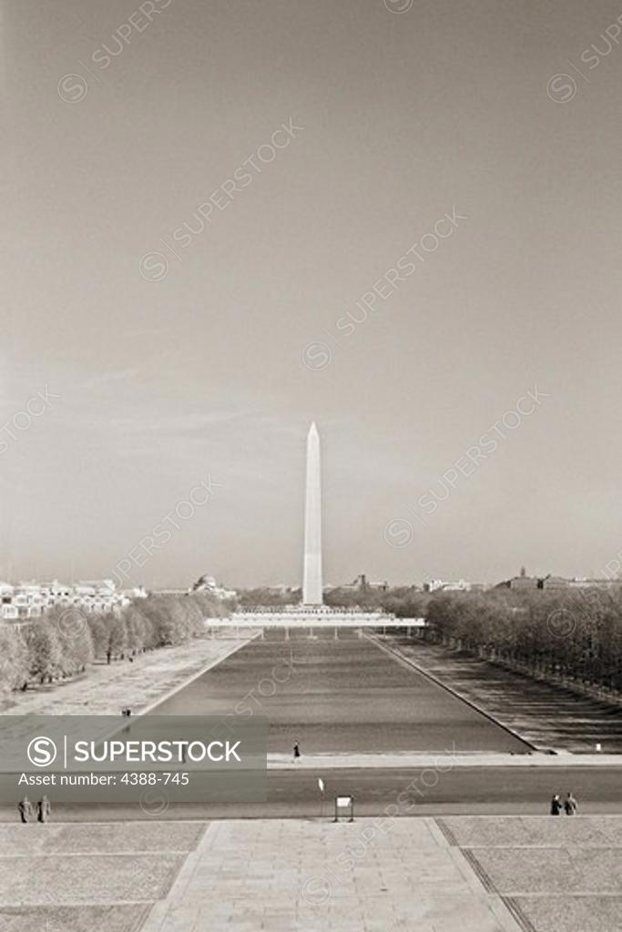 Stock Photo: 4388-745 Reflecting Pool and Washington Monument