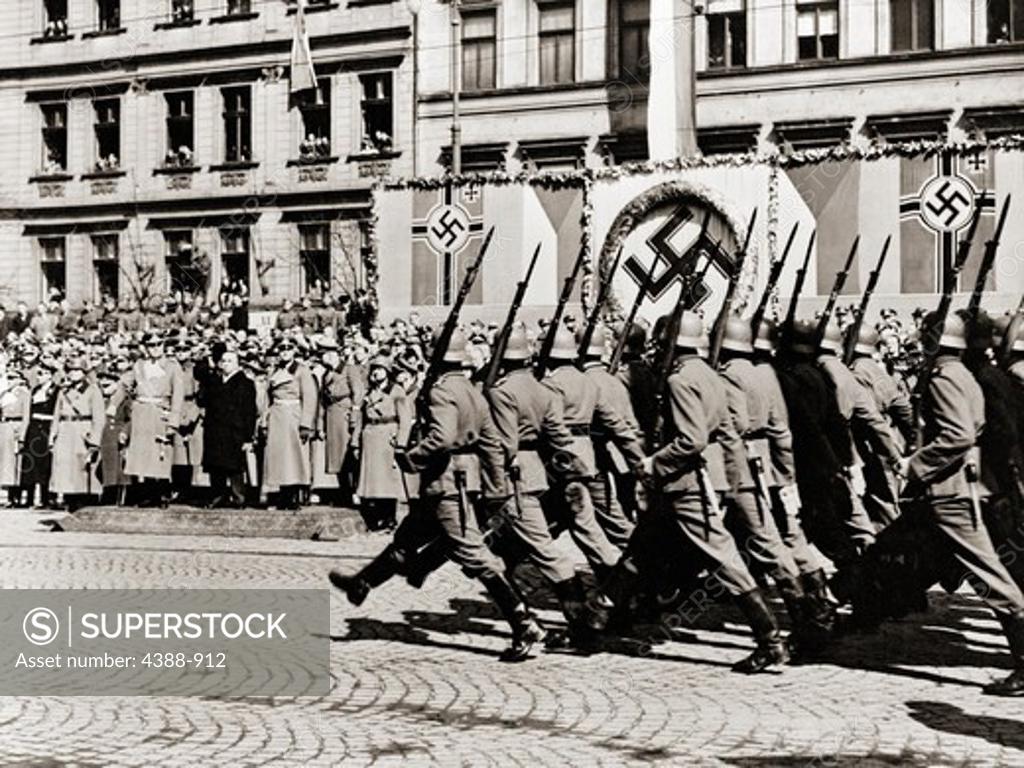Stock Photo: 4388-912 Nazis Marching