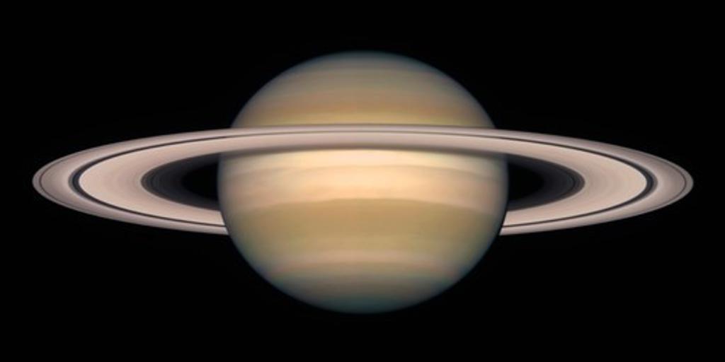 Beautiful Saturn, as Seen by Hubble Space Telecope