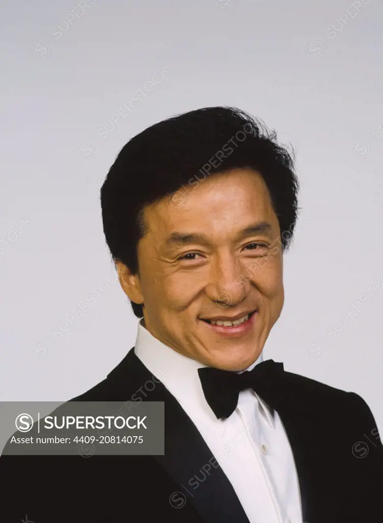 JACKIE CHAN in THE TUXEDO (2002), directed by KEVIN DONOVAN.