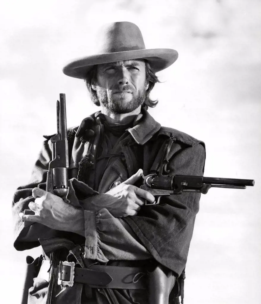 CLINT EASTWOOD in THE OUTLAW JOSEY WALES (1976), directed by CLINT EASTWOOD.