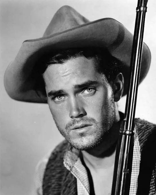 JEFFREY HUNTER in THE SEARCHERS (1956), directed by JOHN FORD.