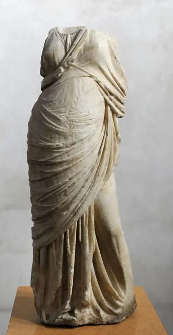 Greece. Hellenistic period. Statue of a woman. Marble. Ashkelon. 2nd century BC. Rockefeller Archaeological Museum. Jerusalem. Israel.