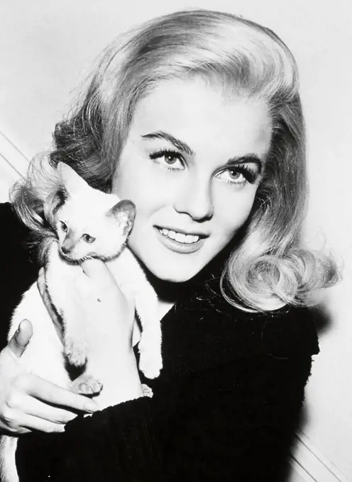 ANN-MARGRET in KITTEN WITH A WHIP (1964), directed by DOUGLAS HEYES.