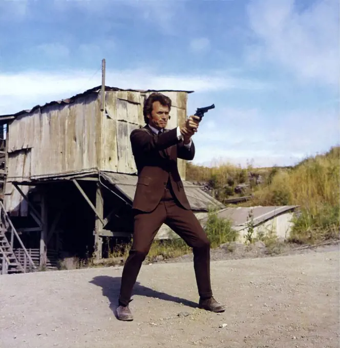 CLINT EASTWOOD in DIRTY HARRY (1971), directed by DON SIEGEL.