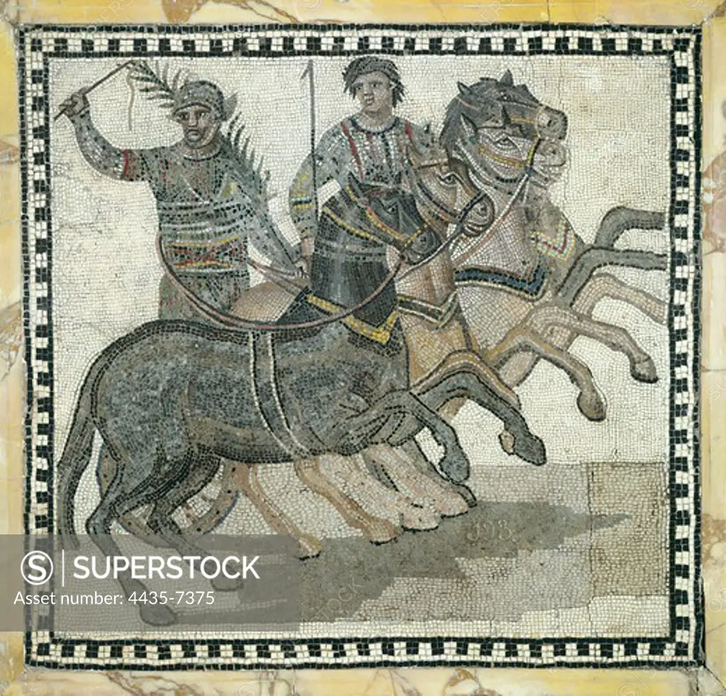 Circus scene, 3rd century. Auriga with palm, symbol of victory and 'iubilator' with his whip on the chariot. Roman art. Early Empire. Mosaic. SPAIN. MADRID (AUTONOMOUS COMMUNITY). Madrid. National Museum of Archaeology. Proc: ITALY. LAZIO. ROME. Rome.