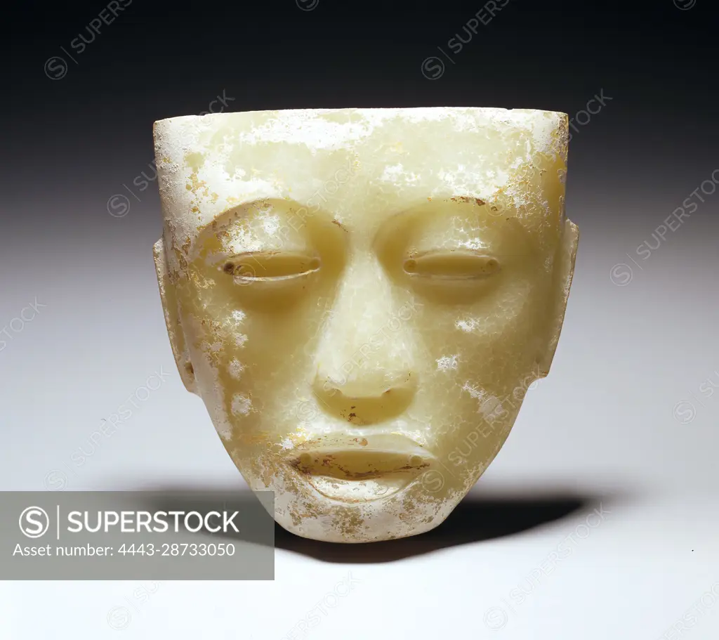 Enig med klog Styre Mask, 6th-9th century, 7 1/2 in. (19 cm), Green alabaster, Mexico, 6th-9th  century - SuperStock