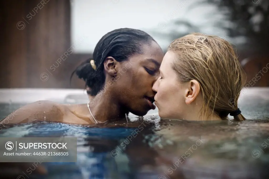 Teen Lesbians In Bathtub