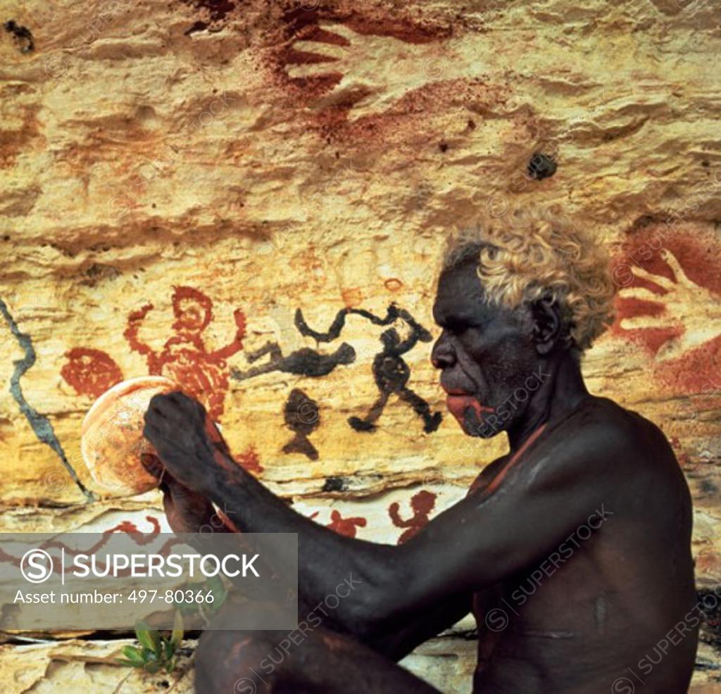 Stock Photo: 497-80366 Aboroginal Artist's Bone Cave Wessel Isle Australia