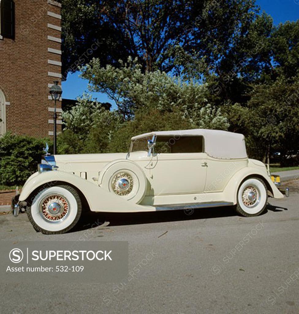 Stock Photo: 532-109 1934 Packard Cabriolet