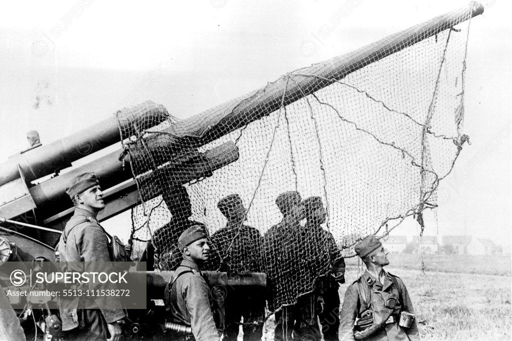 Stock Photo: 5513-111538272 German Anti-Aircraft Exercises: Anti Aircraft manoeuvres are being carried out this week by the German Air Force in the Helle-Merseburg district. August 20, 1936. (Photo by Keystone).