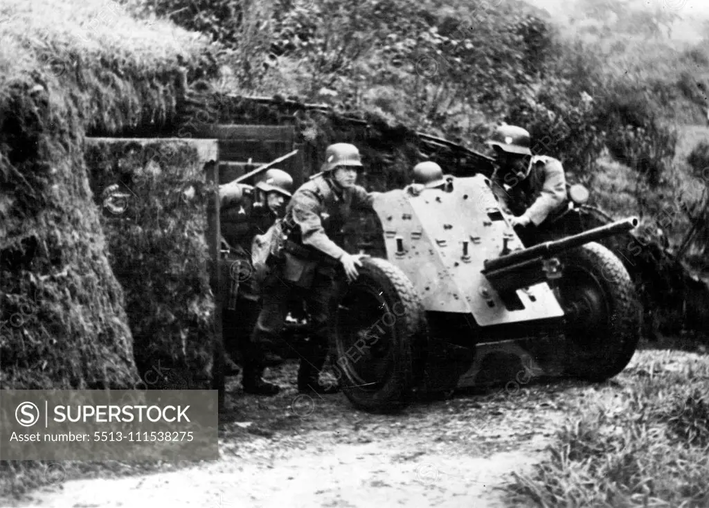 The fortifications in West Germany: An anti-tank gun will make ready-made one, fresh overgrown and camouflaged concrete bunkers rolled out. As the leader in the last Nazi Party safeguards announced that he given the armor of the other Powers had meet need in order to secure peace and the work of the German people, because listening to the whole world. Today the entire German North attachment is nearing completion; the first soldiers as crew already drawn and one can say that here no one gets thr