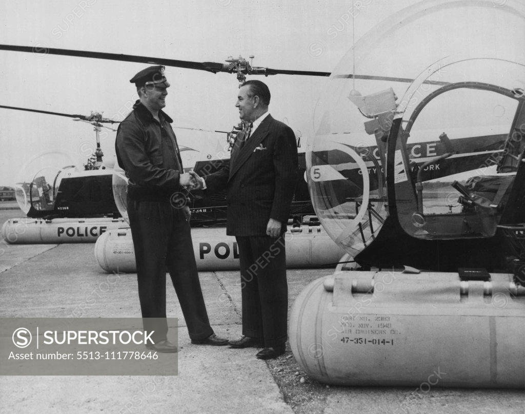 Stock Photo: 5513-111778646 Aviation 998A - Bell Helicopter (All Types). September 27, 1950. (Photo by Bell Aircraft Corporation).