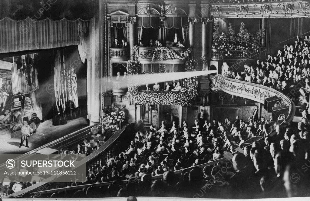 Stock Photo: 5513-111856222 The Palladium at the height of its faine a Royal Command performance before King George V and Queen Mary in 1934. June 18, 1934. (Photo by London News Agency Photos Ltd.).;The Palladium at the height of its faine a Royal Command performance before King George V and Queen Mary in 1934.