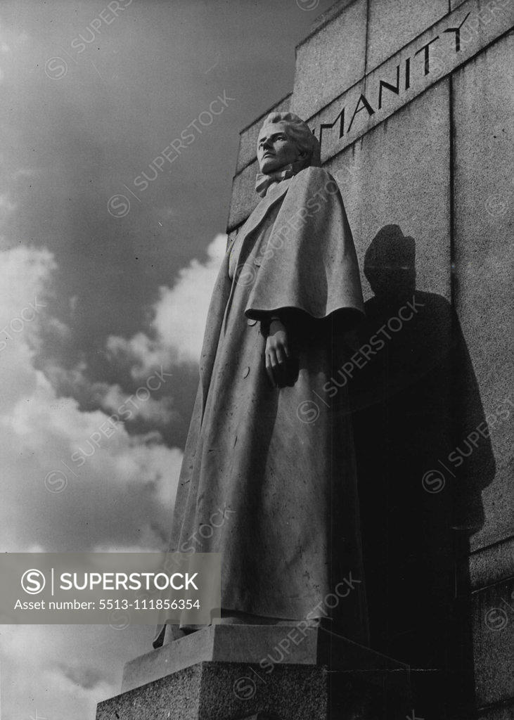 Stock Photo: 5513-111856354 London's Statues - She died for an idea and created an ideal. "Edith Cavell, Brussels, Dawn, October 12th, 1915." The statue is in St. Martin's Place. November 28, 1947. (Photo by Pictorial Press).;London's Statues - She died for an idea and created an ideal. "Edith Cavell, Brussels, Dawn, October 12th, 1915." The statue is in St. Martin's Place.