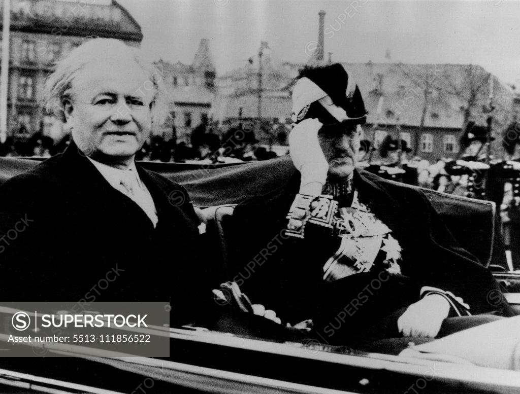 Stock Photo: 5513-111856522 Iceland President Visits Norway. The President of Iceland Asgeir Asgeirsson, drives away with the King after his arrival at Honnorbryggen in Oslo for his formal visit to Norway. May 27, 1955. (Photo by United Press Photo) ;Iceland President Visits Norway. The President of Iceland Asgeir Asgeirsson, drives away with the King after his arrival at Honnorbryggen in Oslo for his formal visit to Norway.