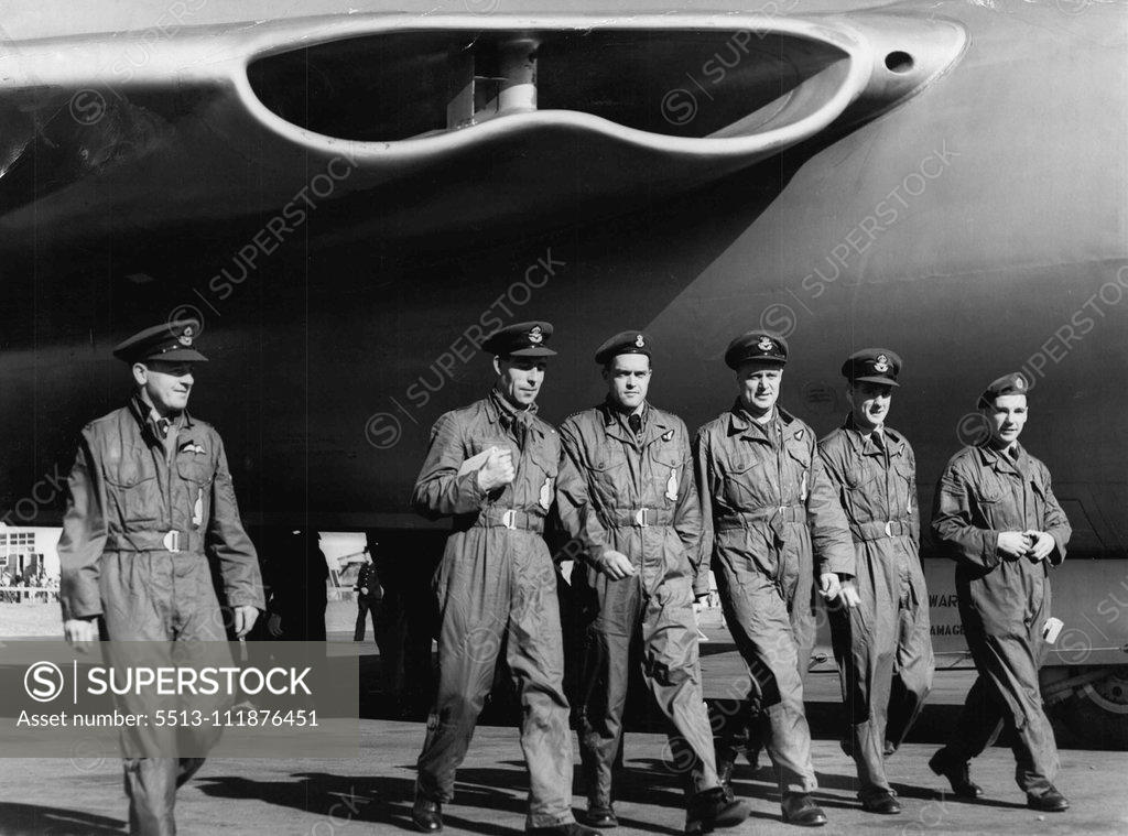 Stock Photo: 5513-111876451 Crew of the Vickers ***** Valiant. September 13, 1955. ;Crew of the Vickers ***** Valiant.