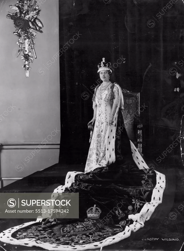 Official portrait of her Majesty Queen Elizabeth taken in the throne room at Buckingham palace immediately after the coronation. June 7, 1937.(Photo by Dorothy Wilding).