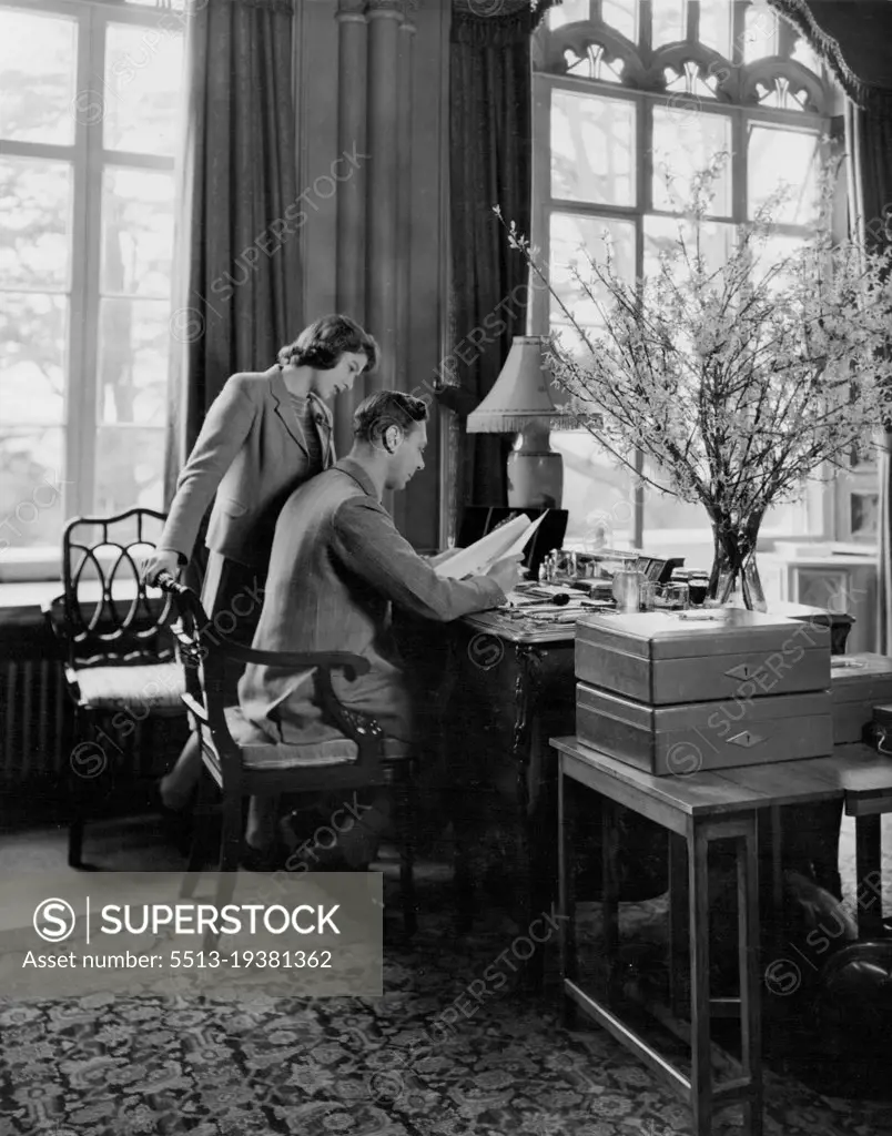 Royal Lodge Windsor April 11th 1942.King George VI & Queen Elizabeth at desk. June 16, 1953. (Photo by Camera Press Ltd.).