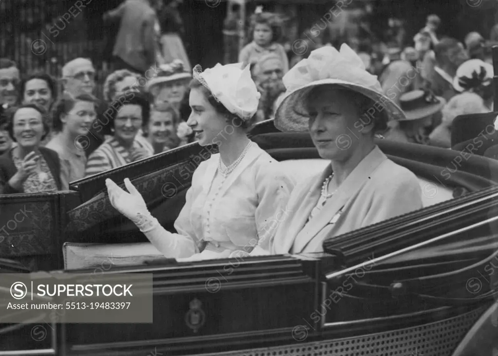 "Royal Ascot" Opens - The Princess Royal (Nearer Camera) and Princess Margaret drive through The Golden Gates at England's Ascot race course June 13 - Opening Day of the famed feast of racing. June 28, 1950. (Photo by Associated Press Photo).