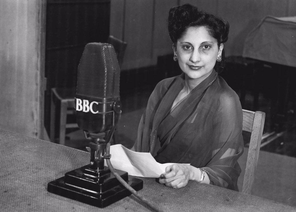 Her Excellency Begum Rahimtoola wife of the High Commissioner for Pakistan, who broadcast a message in the BBC service to Pakistan on the occasion of the inauguration of separate services to India, Pakistan and Ceylon, April 3rd, 1949. March 22, 1949. 