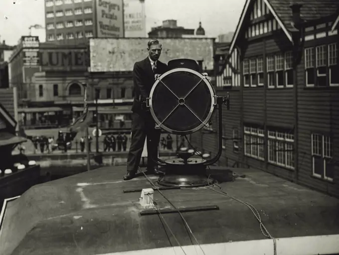 Grand loud speaker installed on ***** in the world. November 14, 1932.