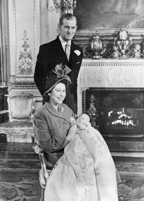The Royal Christening Princess Elizabeth with her son and the Duke of Edinburgh after the entraining. The Christening of the Royal Baby took place at Buckingham Palace today (Wednesday). The Baby was given the names of Charles Phillip Arthur George of Edinburgh. December 15, 1948. (Photo by London News Agency Photo Ltd.).
