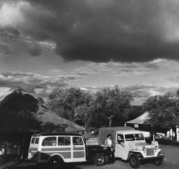 Kruger Nat. Park - General view of the visitors camp at Punda Maria.
November 25, 1948. (Photo by George Rodger, Magnum).