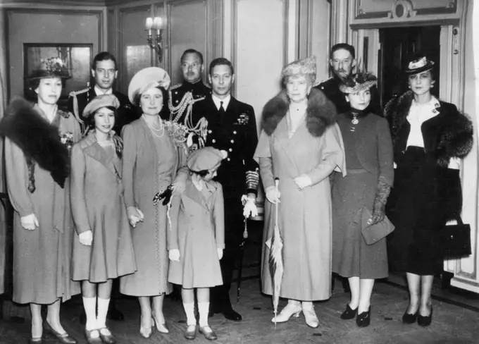 King and Queen Sail For Canada -- The King and Queen with Princess Elizabeth, Princess Margaret, Queen Mary, the Duke and Duchess of Gloucester, the Duke and Duchess of Kent, the Princess Royal (extreme left) and her husband, Earl of Harewood (right).The King and Queen sailed from Portsmouth on the liner "Empress of Australia" for their State visit to Canada and America. They were seen off at Portsmouth by their daughters, Princess Elizabeth and Princess Margaret, and other members of the Royal family. May 17, 1939.