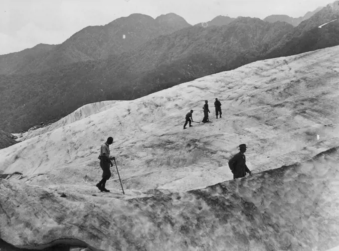 Duke on Franz Josef Glacier, SWitzerland. January 28, 1935. (Photo by The Weekly News).