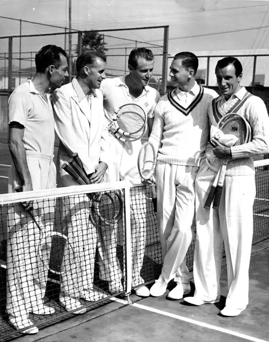 "Big Five" In National Pro Net Tourney
(L to R) Ben Gorchakoff, Bill Tilden, Lester Stoefen, Ellsworth Vines and Fred Perry.
Although they may be enemies on the tennis courts, these boys participating in the National Professional Tennis Tournament at the Beverly Hills Tennis club are good friends once their matches are over. October 20, 1939. (Photo by ACME News Pictures Inc.).