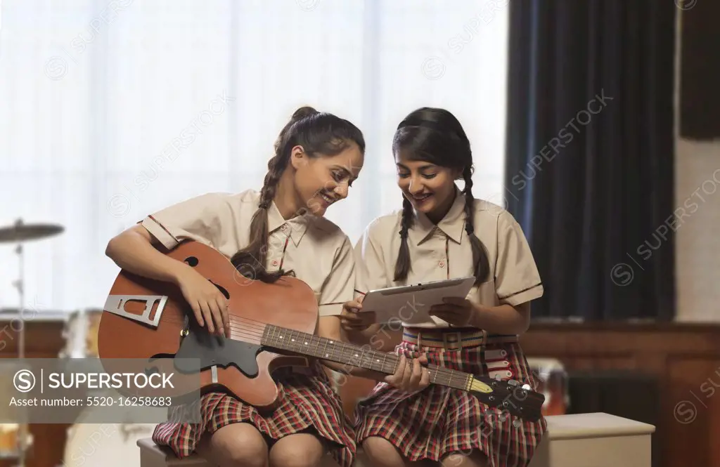 Schoolgirl Guitar