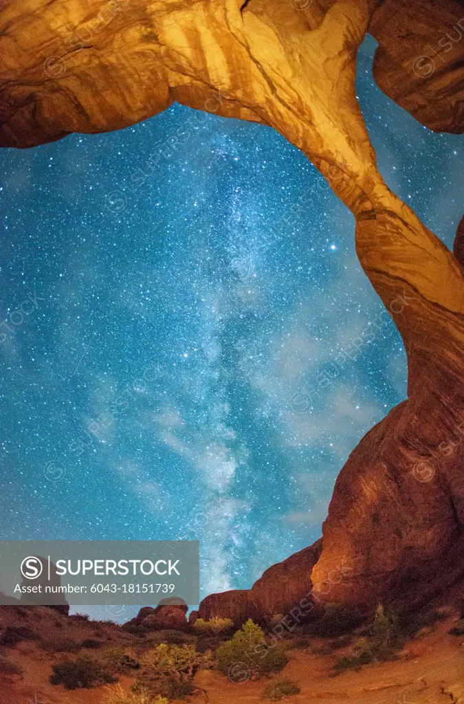 Arch and milky way, Arches National Park Utah