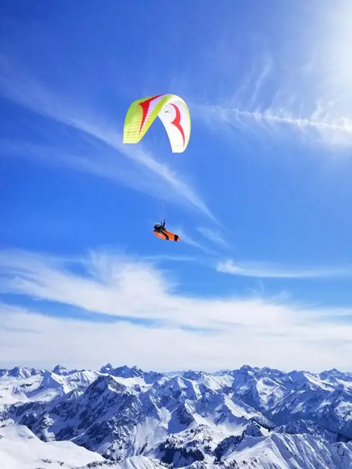 Paragliding in the German Alps